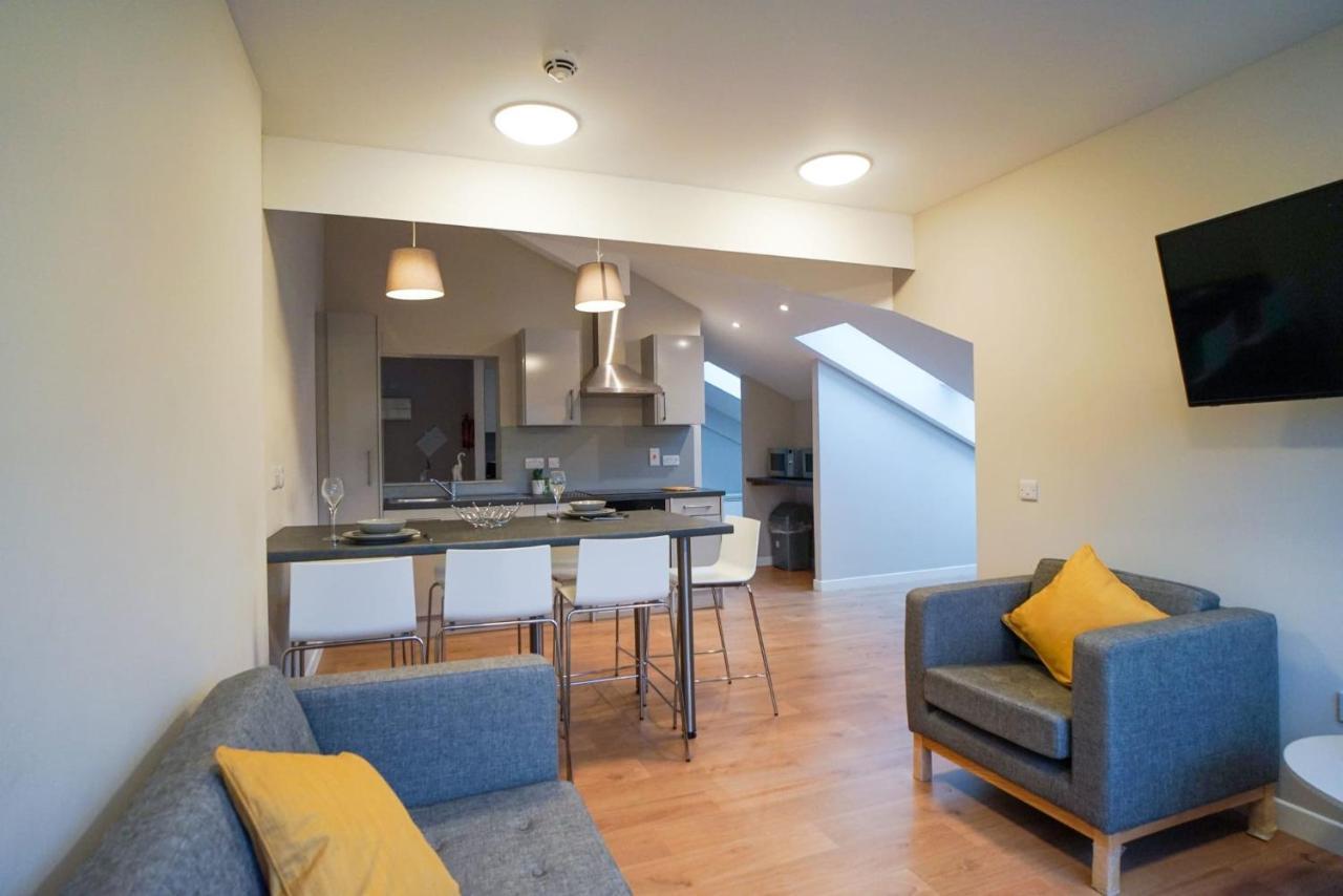 1 Bedroom Apartments, Studios And Ensuite Bedrooms With Shared Kitchen At Centro House In Stirling Exterior foto